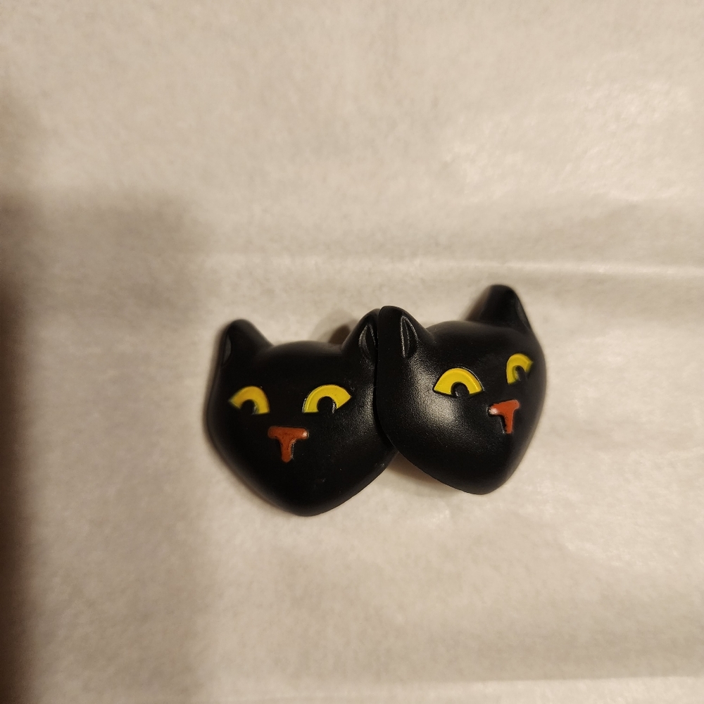 Halloween cat clip on earrings